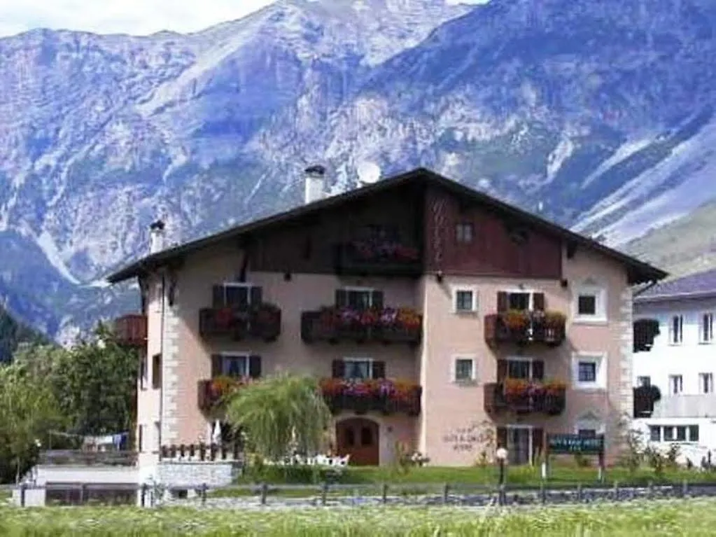 Alpi & Golf Hotel Bormio 3*,  Itália