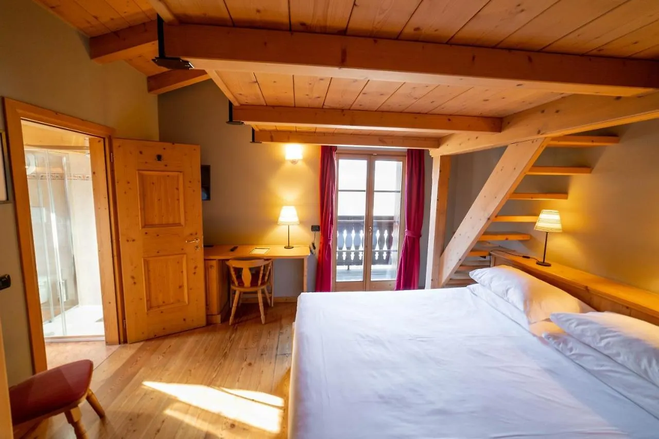 Alpi & Golf Hotel Bormio 3*,  Italy